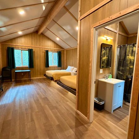 Roberts Lodge トック エクステリア 写真