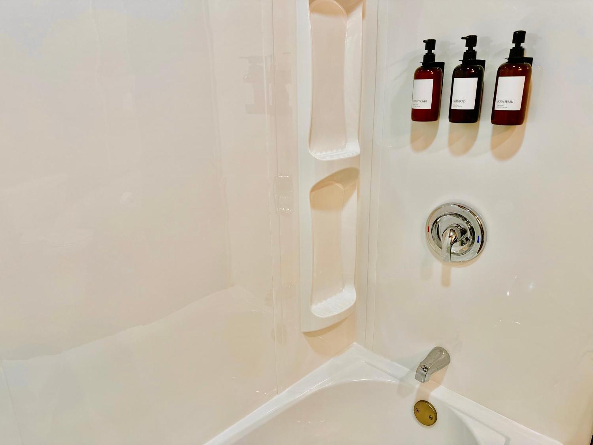 Roberts Lodge トック 部屋 写真