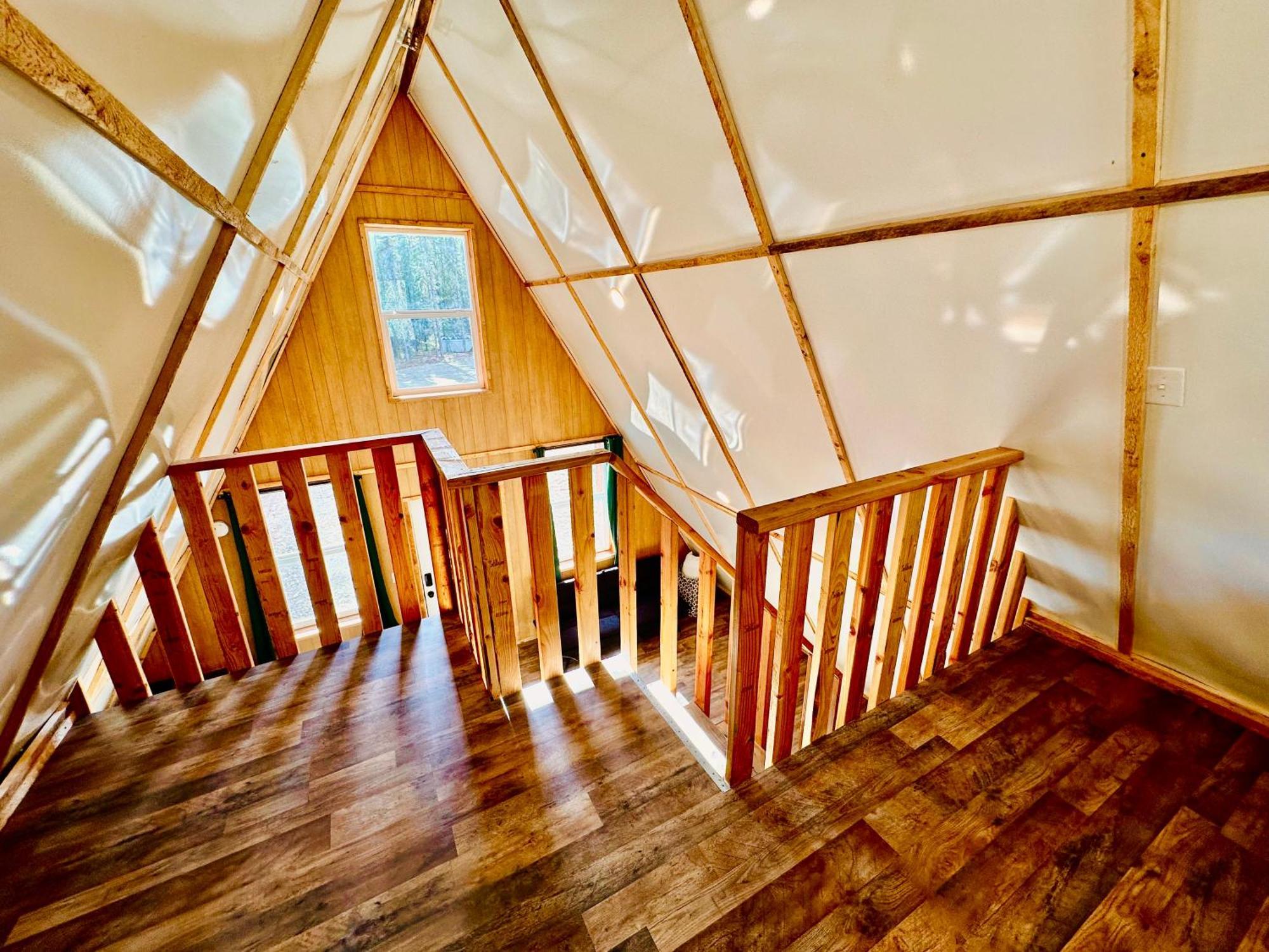 Roberts Lodge トック 部屋 写真