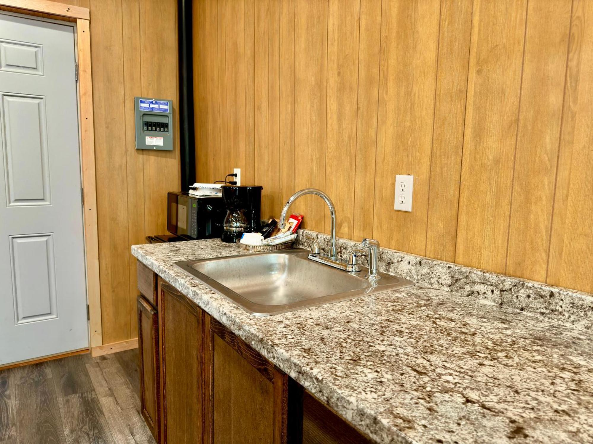 Roberts Lodge トック エクステリア 写真